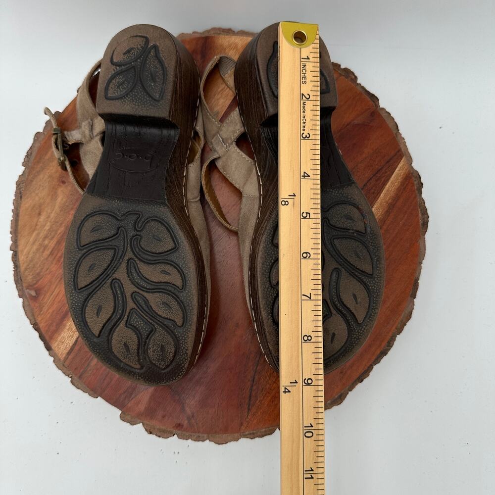 BOC Born Concept Low Heel Suede Clog Sandal Tan Beige Size 8 EUC Boho Coastal - Picture 6 of 11